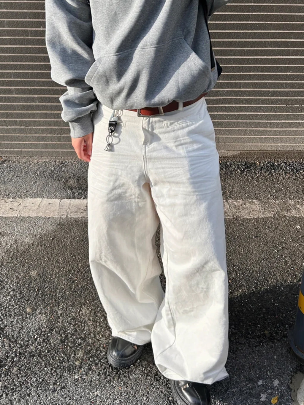 Loose-fitting casual wide-leg jeans