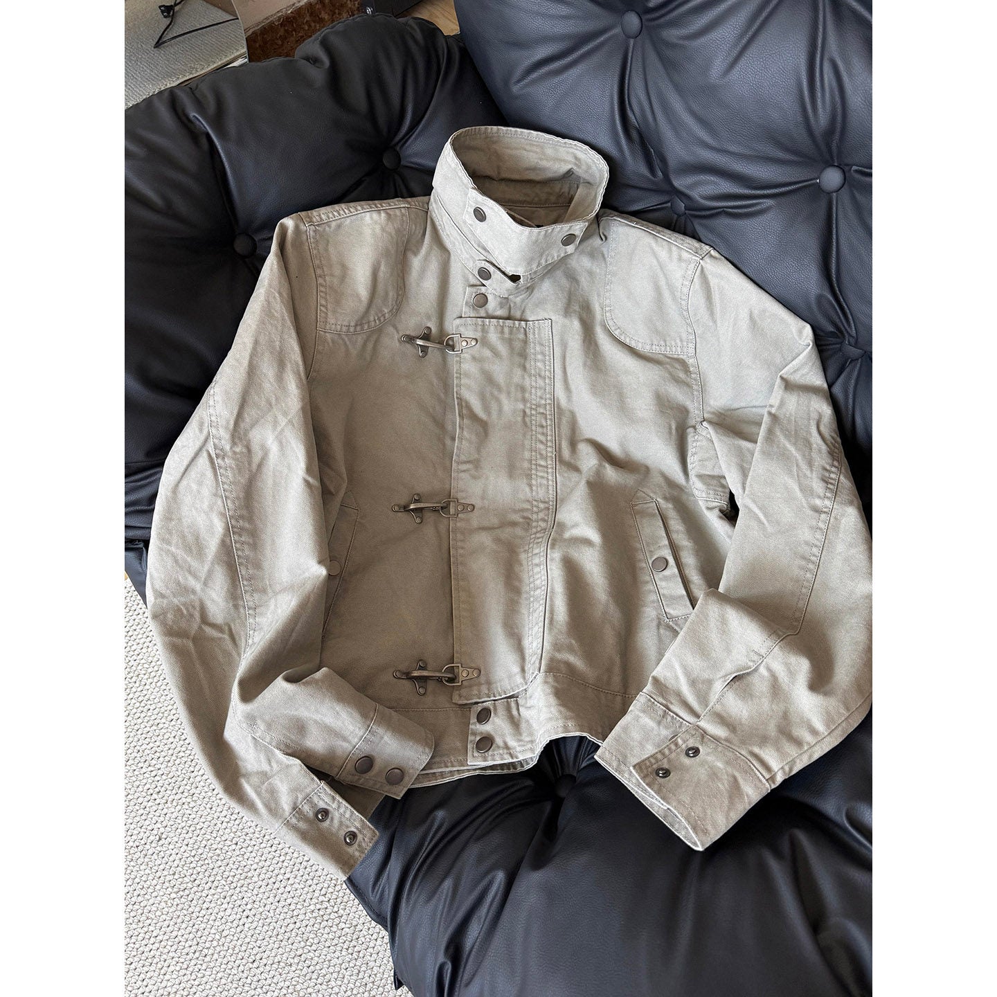 Short-length stand-up collar work jacket