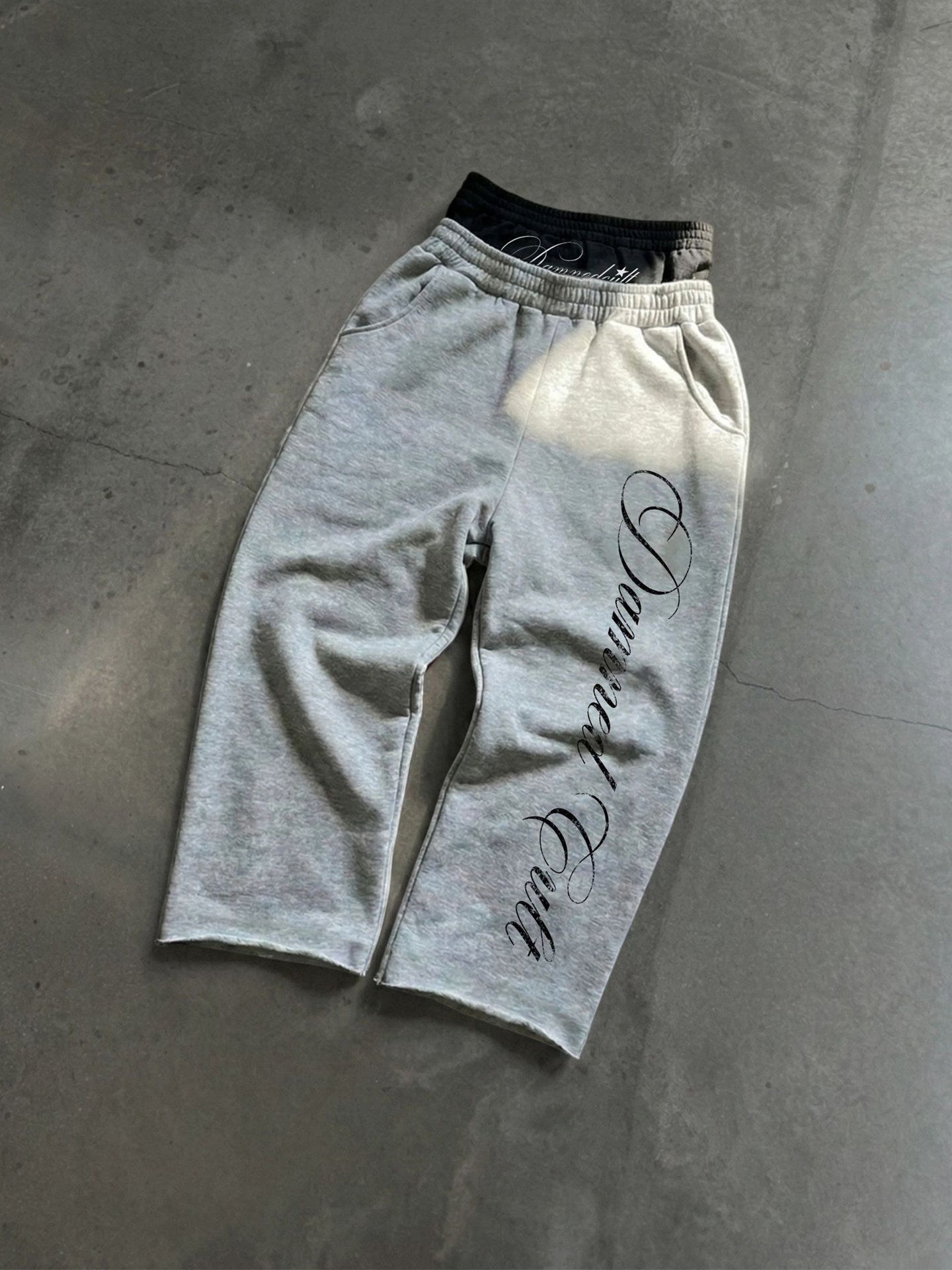 Hip-hop style retro printed sweatpants